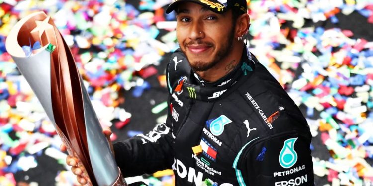 FORMULA 1/ Hamilton beson: Ferrari ka gjithçka për titullin, ky është viti i rilindjes