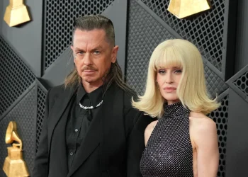 Nuk zgjati shumë/ Kelly Osbourne ndahet nga Sid Wilson pak muaj pas fejesës