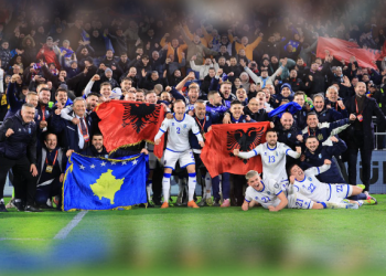 Kosova pranë mrekullisë, Botërori një hap larg, Prishtina kthehet në kryeqendrën e shqiptarisë