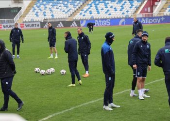Vijojnë përgatitjet për finalen e Play-Off, Foda me grup të plotë, Çalhanoglu e Demiral shqetësojnë turqit