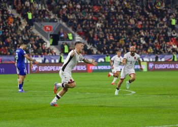 Paraqitjet e legjionarëve/ Manaj, Ajeti, Mehmeti & Cristian Shpendi shënojnë gol, Laçi jep asist