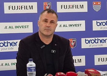 “Nuk më frikëson as Dinamo dhe as ndonjë ekip tjetër”, Sinani e sheh Vllazninë gati edhe për Kupën: Kemi kontingjent lojtarësh për të dy trofetë