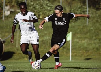 Lufta për titullin kampion, talenti shqiptar shkëlqen me tripletë golash në Itali