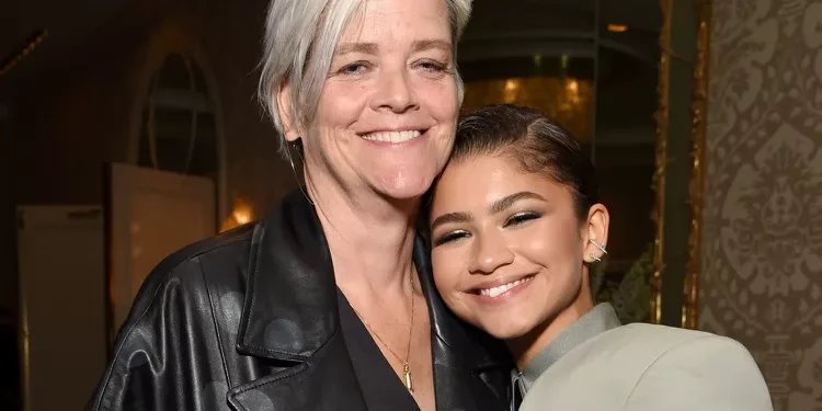 Martesë apo shaka? Reagimi i nënës së Zendaya-s ndez rrjetin