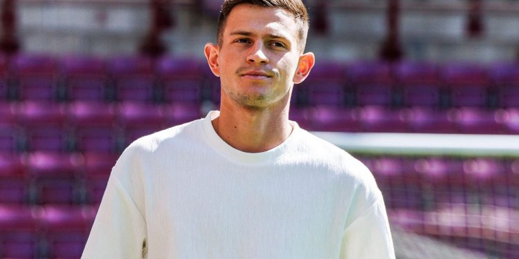 Asist në Skoci, kush është lojtari shqiptar që po i mahnit të gjithë (VIDEO)