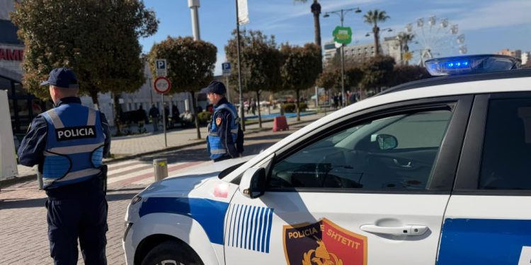 Ndeshja mes Elbasanit dhe Vllaznisë, policia merr masa: Nuk lejohet grumbullimi i tifozëve! Kontrolle para futjes në stadium