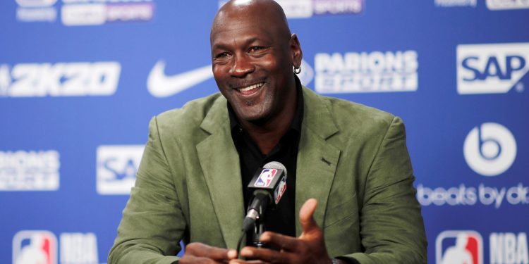 Jordan sportisti më i pasur, Ronaldo komandon në futboll/ Vetëm një grua në top-50