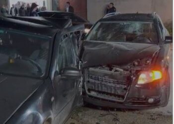 Nuk iu bind policisë për të ndaluar, 40 vjeçari aksidentohet gjatë arratisjes