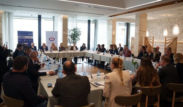 Ina Zhupa: Situata e menaxhimit të mbetjeve në Sarandë, problem serioz për turizmin