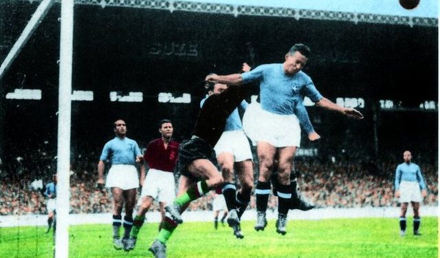 Vështrim mbi Botëroret e Futbollit/ Italia, dy herë kampione e botës