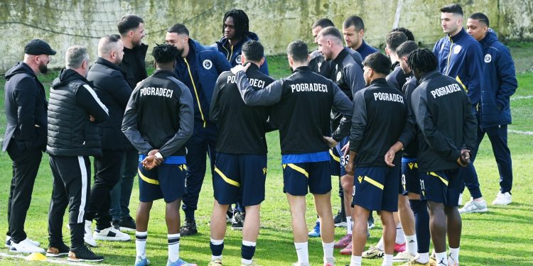 Premio e “çmendur” zyrtarizohet, 50 mijë euro për Laçin dhe 100 mijë euro për Superioren