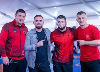 Dudaev fenomenal, mundësi kuqezi dhuron spektakël në Evropian, rezervon medalje për Shqipërinë, por në finale kërkon të artën (VIDEO)