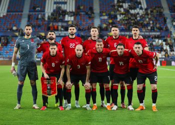 Të gjithë të pakënaqur, futbollistët “qepin gojën” pas duelit mes Ukrainës dhe Shqipërisë