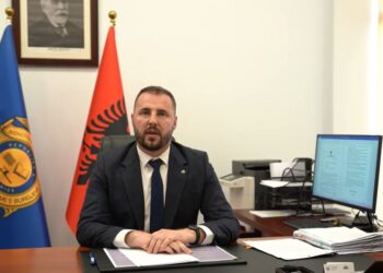 Kritikat e Spiropalit, Kumbaro: Nuk u përgjigjem opinioneve, tani jemi shumë afër Europës