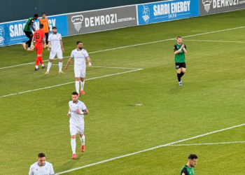VIDEO/ Egnatia bie në shtëpi, Vora surprizon kampionët