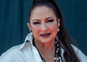 Nga aksidenti në triumf: Historia e Gloria Estefan