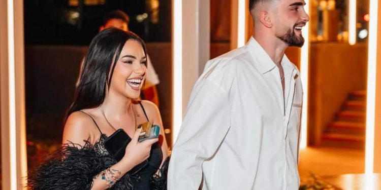 Një dasmë së shpejti? Kida: Babi im nuk më…