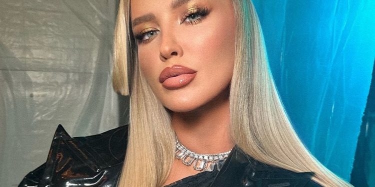 Tuna përfshihet në aksident! Si është gjendja e saj?