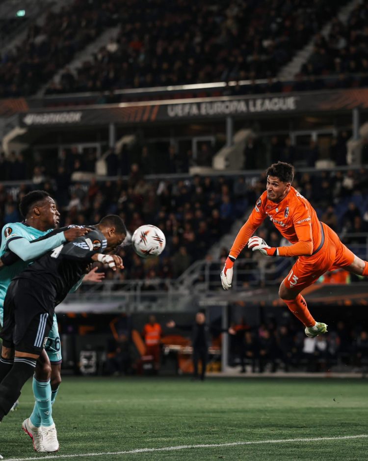 Aston Villa fiton ndaj Bolognas në Europa League, bie Fiorentina