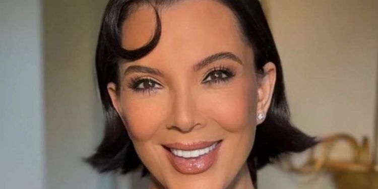 Kris Jenner hedh poshtë thashethemet se e urren lifting të fytyrës: Gënjeshtër!