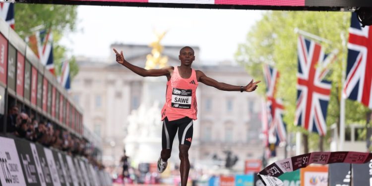 Maratona e Londrës, Sebastian Sawe vendos rekord botëror