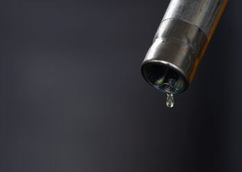 Si u llogarit çmimi i naftës; Bordi pritet të rishikojë sërish formulën (në rritje)