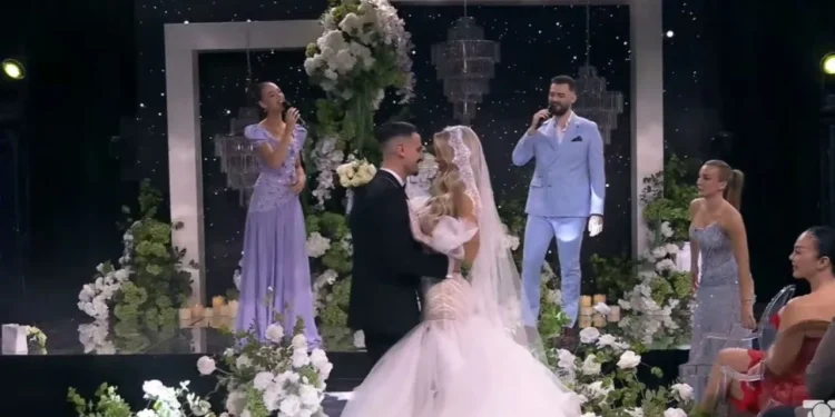 Mateo dhe Brikena shkëmbejnë unazat, banorja: Dua të jem përgjithmonë me ty