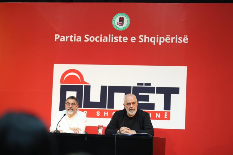 Rama në Vlorë: Projekti i Sazanit ka ndryshuar, do të ketë shumë pak ndërtime