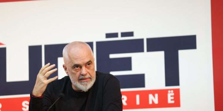 Rama: Korrupsioni nuk ka arritur kulmin, por lufta kundër korrupsionit