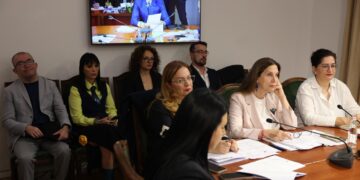 Kumbaro në komisionin për edukimin: Reformojmë sistemin e shërbimeve arsimore përmes krijimit të Agjencisë Kombëtare të Shërbimeve Arsimore