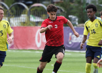 Turneu UEFA Development U-16 / Shqipëria luan ndeshjen e dytë kundër Suedisë