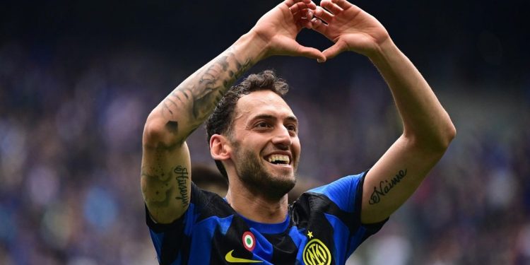 Chivu “zbut” Calhanoglu, Inter gati t’i ofrojë rinovimin