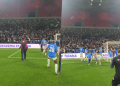 VIDEO/ Edhe Tare me të huajt të ekzaltuar, lojtarët e Tiranës festojnë fitoren në derbi me ofendime kundër Partizanit