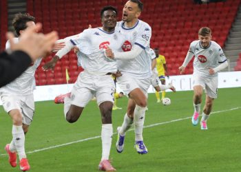 “Nëndetësja” del në dritë, Dinamo rikthehet te fitorja, Vllaznia i bëhet makth Partizanit