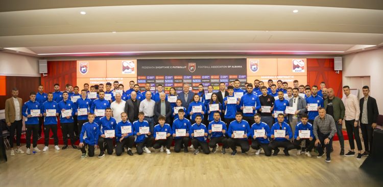 Mbyllet edicioni i 6-të i Akademisë së Arbitrimit, Duka: FSHF do t’ju mbështesë në karrierë