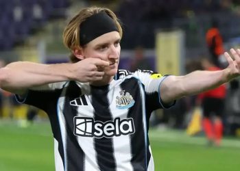 Po “shkëlqen” me Newcastle, Bayern Munich “hedh sytë” nga Anthony Gordon