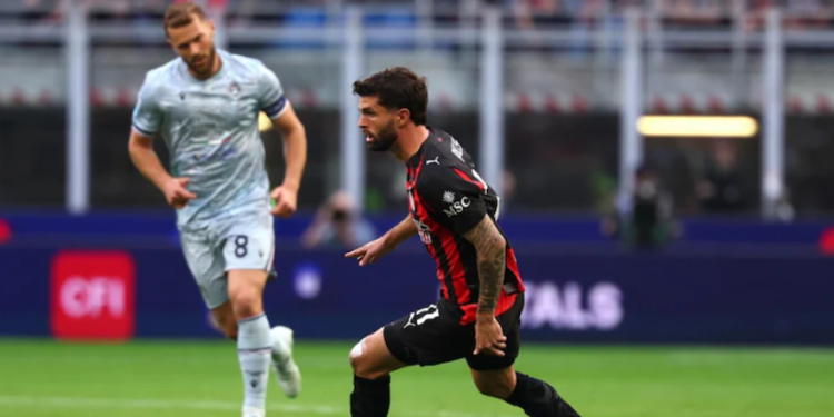 VIDEO/ Milan dorëzohet për titullin, Udinese mposht pastër kuqezinjtë