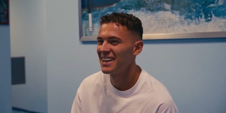 Trajneri i Besiktas befason Asllanin, merr vendimin para ndeshjes ndaj Fenerbahce