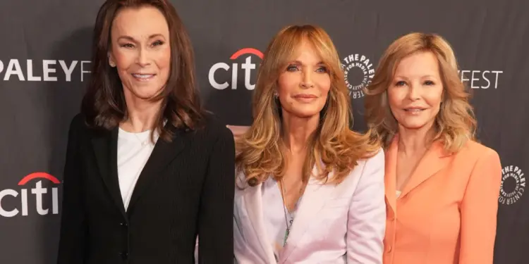 Foto/ Yjet e “Charlie’s Angels” ribashkohen për 50-vjetorin e serialit