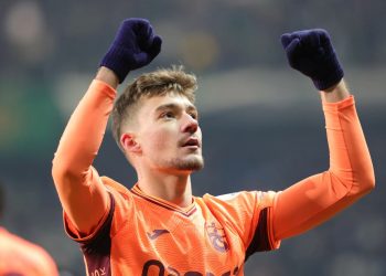 Shenja pendese në Stamboll, Trabzonspor s’paguan klauzolën, Besiktas kërkon të risjellë Ernest Muçin