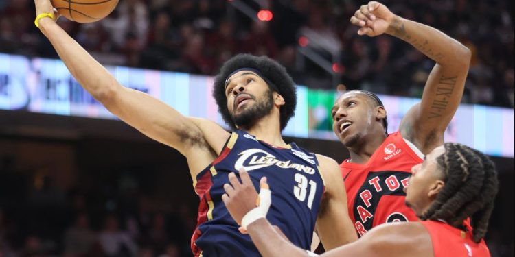 NBA/ Cavs fitojnë sërish, barazohen seritë në New York-Atlanta e Denver-Minesota