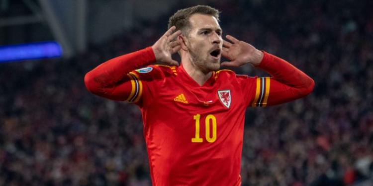 Ish-mesfushori i njohur thotë mjaft, largohet nga futbolli i luajtur