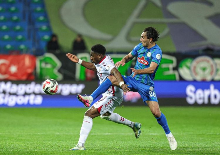 Dhuroi 2 asiste dhe shënoi 1 gol, Laçi “tërbon” Turqinë, vlerësohet me notën 9,1 (VIDEO)