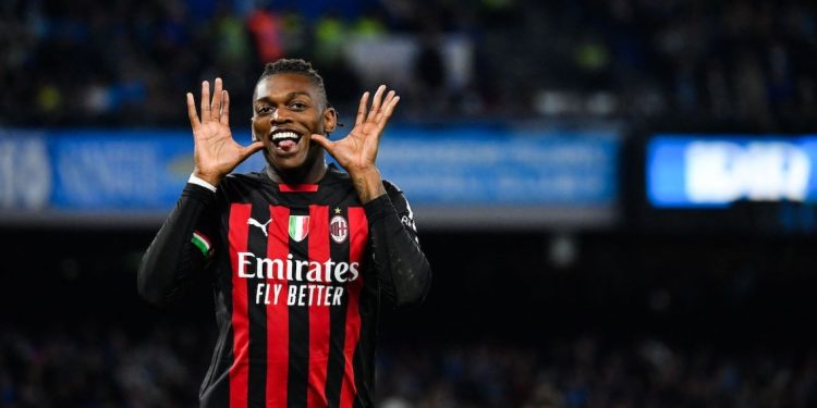 Milan i soset durimi, nxjerr në shitje Rafa Leaon