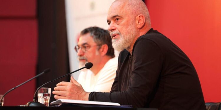 Rama: Do bëhemi eksportues të anijeve ushtarake