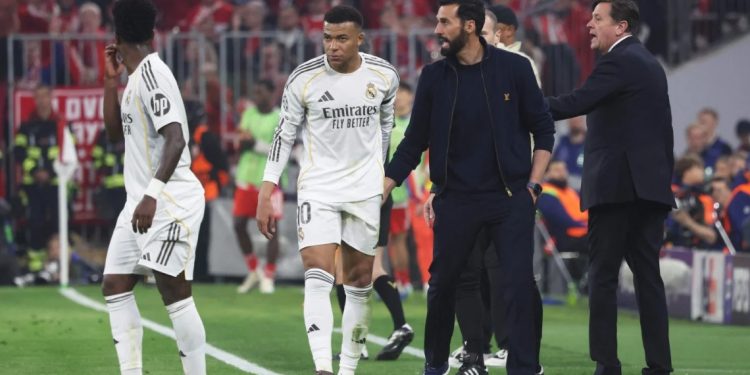 “Treguam karakter”, Kompany tani sfidon edhe PSG. Arbeloa: Keqardhje, e vendosi arbitri