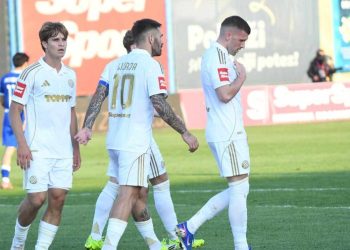 VIDEO/ Mesfushori i kombëtares protagonist, dhuron asist në Kroaci