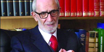 Shuhet akademiku Rexhep Qosja