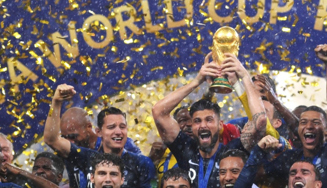 Vështrim mbi finalet e Botëroreve të Futbollit (1930-2026)/ Botërori i Futbollit për herë të parë në Rusi, por “Careshë” kurorëzohet Franca