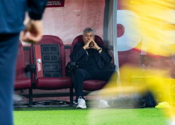 Bota e futbollit qan një nga trajnerët më të suksesshëm, ndërron jetë ikona Mircea Luçesku